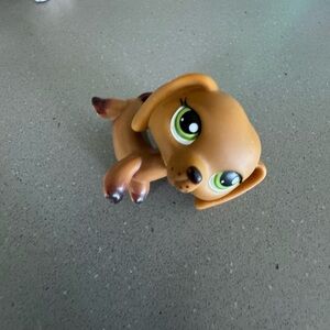 Littlest Pet Shop Brown Dog Figure with Green Eyes